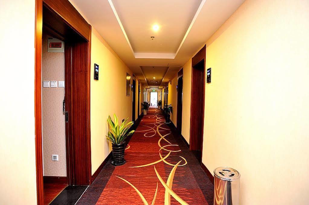 East Sacred Hotel ปักกิ่ง ภายนอก รูปภาพ